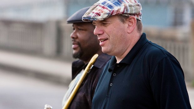 David Simon (right) with actor Wendell Pierce on set.