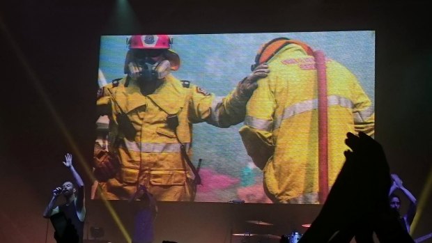 Birds of Tokyo perform Lanterns while displaying touching photos related to bush fires.