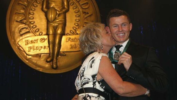 Todd Carney with mother Leanne at the 2010 Dally M Awards.