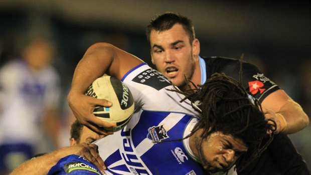 Raw power ... Jamal Idris in action for the Bulldogs during last night's win over Cronulla.