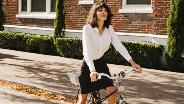 The Iva Jean 'reveal skirt' provides women with a tailored, straight skirt that unzips in the back to expose 12 inches of additional fabric at the bottom hem for easy pedaling while biking.