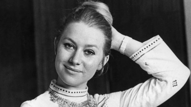 English actress Helen Mirren, 22, at her Kings Cross hotel in Sydney. 