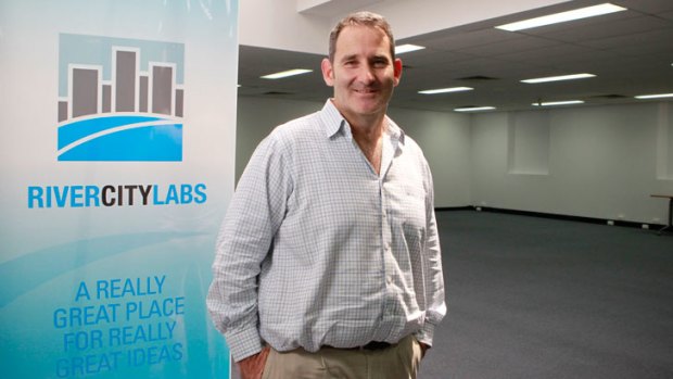 Entrepreneur Steve Baxter has set aside a sizeable pot of cash to back mobile game app producers in Brisbane.