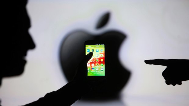 Apple shareholders made $US37 billion in the six hours following the announcement of the December quarter result as the shares soared almost 6 per cent.
