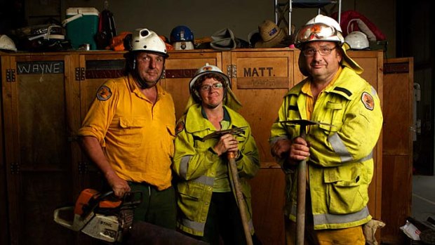 Like being a fighter pilot &#8230; the rapid aerial response crews include Doug Pritchard, Vanessa Richardson and Nic Alexander who have spent the day fighting fires in the Blue Mountains.