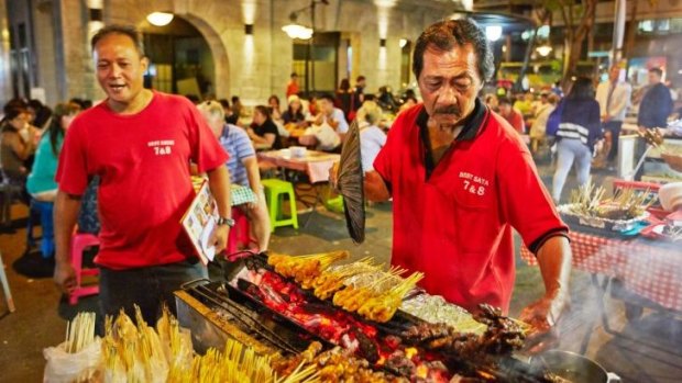 The satay skewers on Boon Tat Street are a lot smaller than those at an Aussie BBQ.
