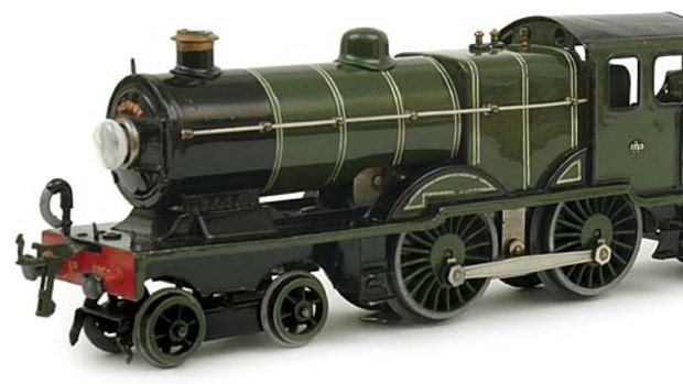 The railway shown on the locomotive also determines its value. Those from the Southern line, painted green, are the rarest of the British model trains.