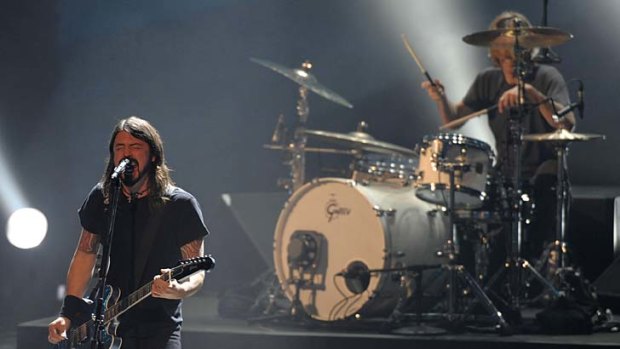 The Foo Fighters will perform in Brisbane to raise money for Queensland flood victims.