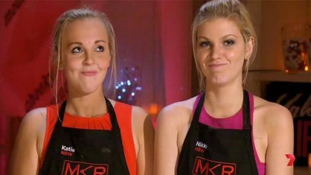 My Kitchen Rules 2015 Episode 18 Recap Katie And Nikki Hit A Snag With A Not So Hotpot