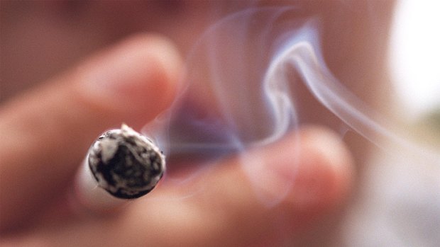 Smoking and mental health do not mix, doctors say.
