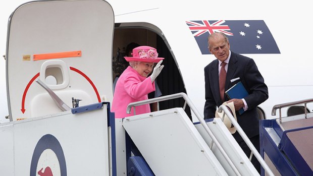 Thousands of people are expected to flock to Perth Airport to welcome the Queen.