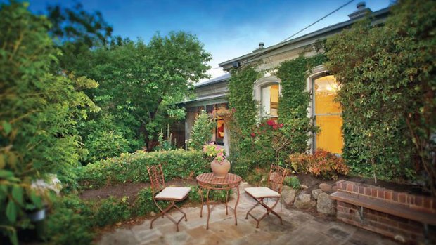 Top house ... This double-fronted Victorian villa in Davis Avenue, South Yarra,  was the weekend's best seller, fetching $2.55 million.