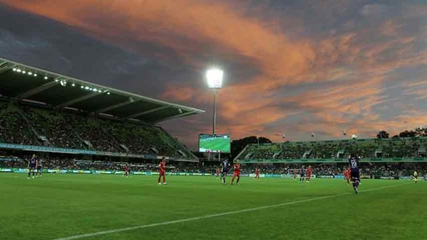 Players in Monday nights Perth Glory fixture are said to be suffering after playing in extreme heat