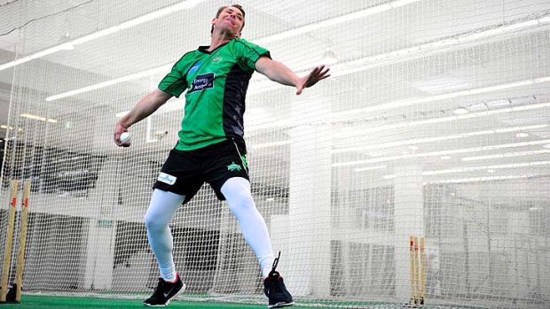 Shane Warne bowling to Brad Hodge at The Melbourne Stars training session.