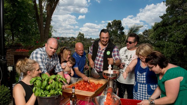 Enjoy a morning making passata with the Canberra Environment Centre.