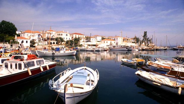 Tranquility ... boats docked across from the waterfront bars and restaurants of Spetses.