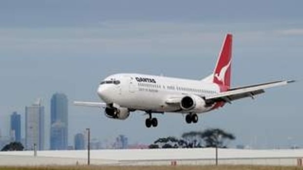 A Qantas 737. 