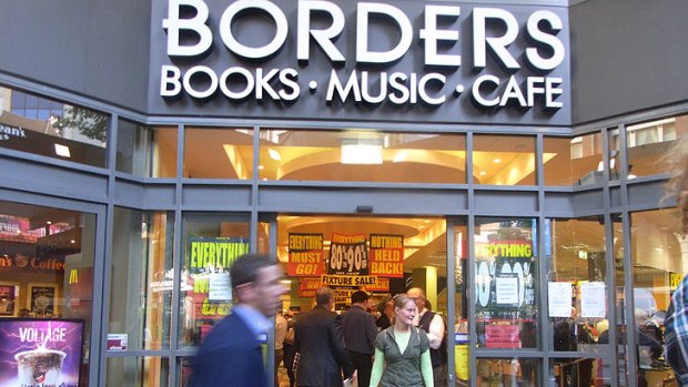 Last-minute bargains ... shoppers pack Borders yesterday.