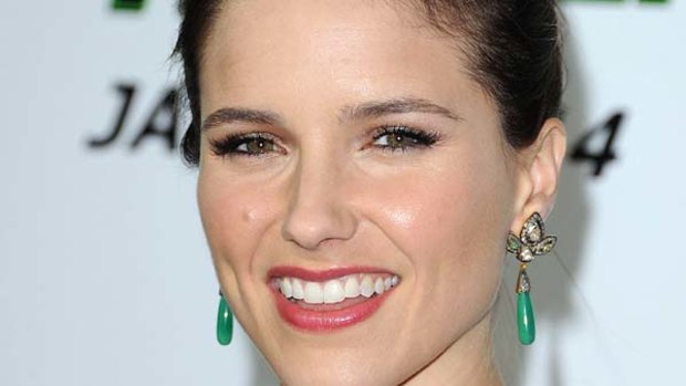 Sophia Bush . . . urges her fans to donate to the flood appeal.