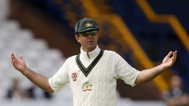 Wigmen . . . Ricky Ponting and his men have been getting team-building and leadership training from former "Top Gun" RAAF pilots but some fear a worthy successor has yet to emerge.