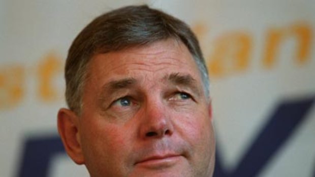 Macqueen signs three-year deal with Rebels