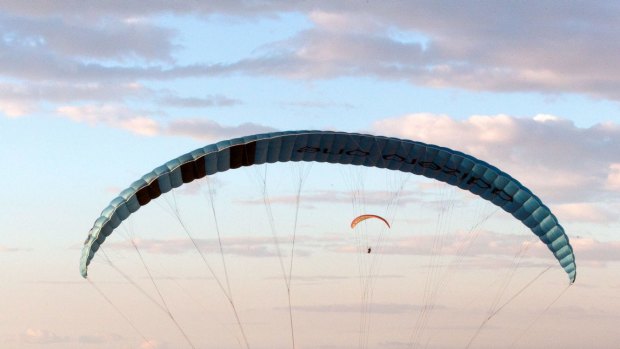 Paragliding at Torrey Pines