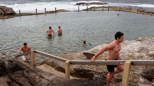 No nonsense &#8230; the NSW Waratahs rugby squad cool off at Mahon Pool, Maroubra after a pre-season training session.