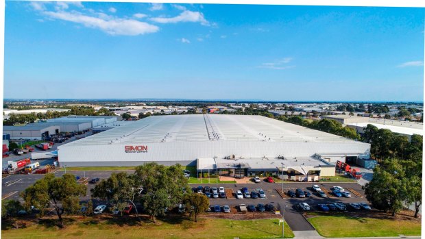 Dexus announced it had paid $50.6 million to listed fund manager Property Link for a logistics facility in Braeside in Melbourne's south-east.