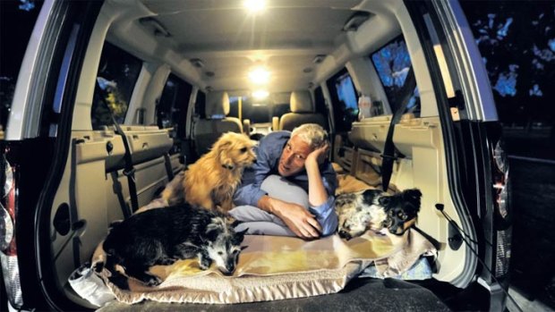 Brett lives in his van with his dogs Gus, Paddington and Mike.