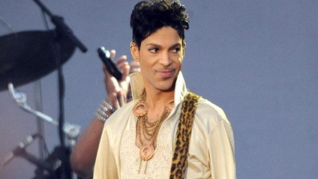 Prince says young artists shouldn't sign record contracts.