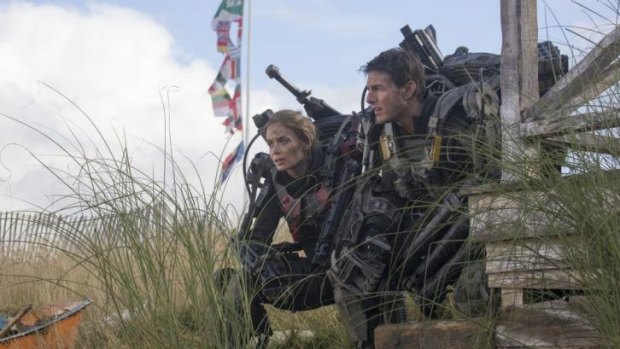Battling the Mimics: Tom Cruise and Emily Blunt in Edge of Tomorrow.