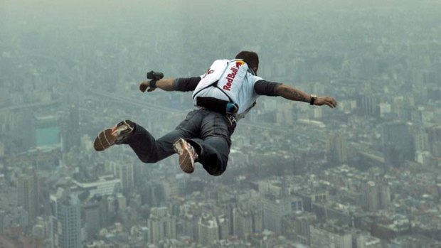 Felix Baumgartner jumps from the 509-metre Taipei 101 Tower in Taiwan in 2007.