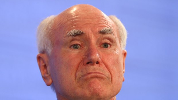 Former PM John Howard says trying to spread blame for the citizenship fiasco is "silly".