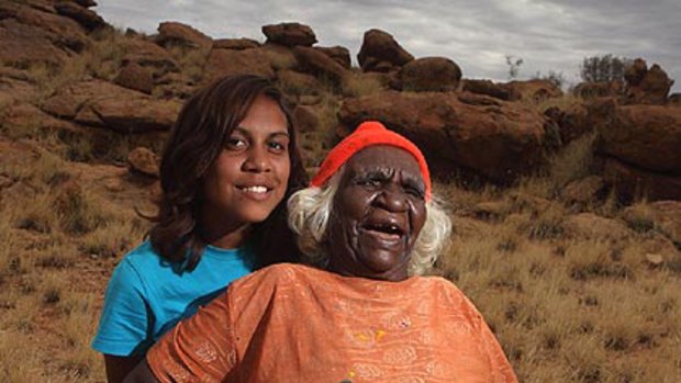 Marissa Gibson with her grandmother Majili Gibson before the premiere of 'Samson and Delilah' in Alice Springs