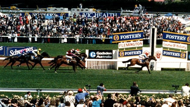 Tawrrific wins the 1989 Melbourne Cup at the terrific odds of 30/1. Now THAT'S a cup winner we'd like to back!
