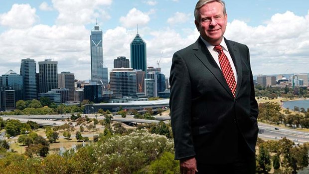 Colin Barnett - could it actually hurt his election chances that his staffers want him to look good rather than not sound bad?