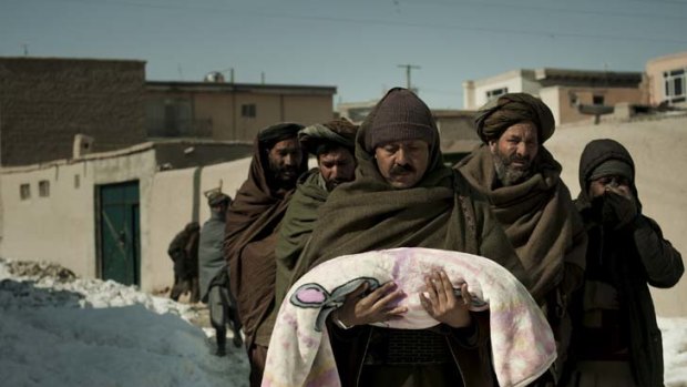Too weak to fight cold &#8230; a three-month-old baby is buried in Kabul.