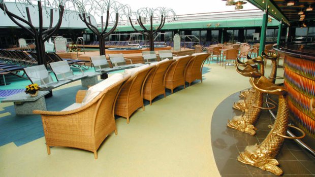 Resort ship: The Lido bar on MS Oosterdam.