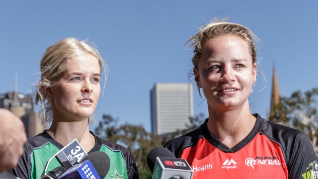 Katie Mack, left, of the Melbourne Stars and Danielle Wyatt of the Melbourne Renegades.