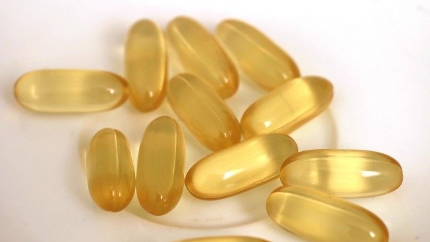 Fish oil supplements don't reduce cognitive decline in older people, the latest study concludes.