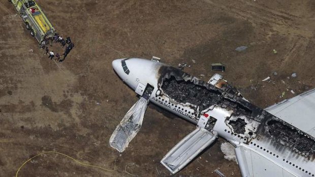 An investigation is considering how the pilots of a Asiana Airlines Boeing 777 plane that crashed at San Francisco International Airport on July 6 used its auto-pilot systems.