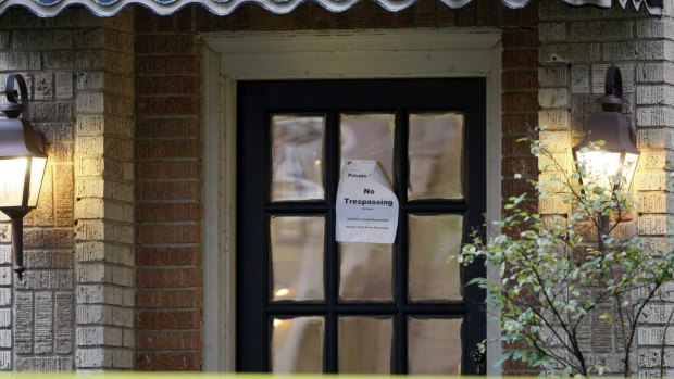 Police tape and a 'No Trespassing' notice are posted in Dallas, at the apartment of a healthcare worker who treated Ebola patient Thomas Eric Duncan and tested positive for the disease. 