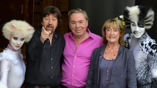 Director Trevor Nunn, Composer Andrew Lloyd Webber and Choreographer Gillian Lynne with two castmembers at the London announcement. 