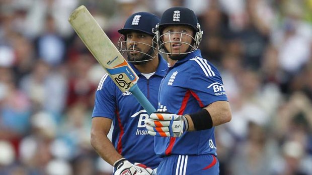 Impressive ... Ian Bell, right, and Ravi Bopara top scored for England.