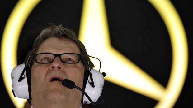 Mercedes motor sports director German Norbert Haug will step down at the end of 2012 after 22 years in charge.