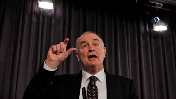 "The carbon pricing proposals that I've put forward will not cost any manufacturing jobs" ... Professor Ross Garnaut.