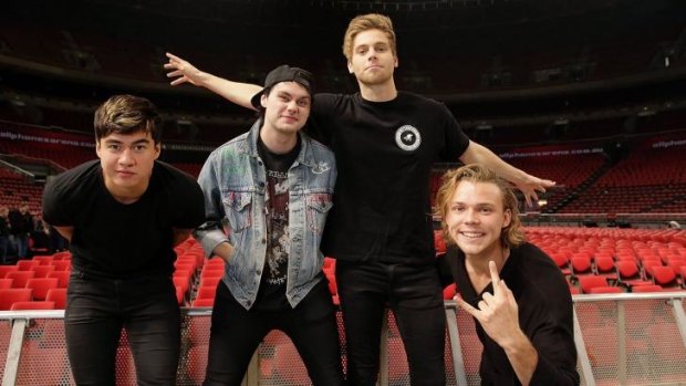 5 Seconds of Summer at Allphones Arena before their Sydney show.