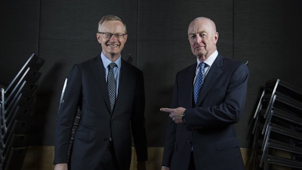 Retiring RBA governor Glenn Stevens (right) with incoming chief Phillip Lowe.