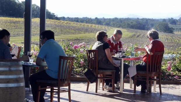 Al fresco dining at Wynwood Estate at Pokolbin.