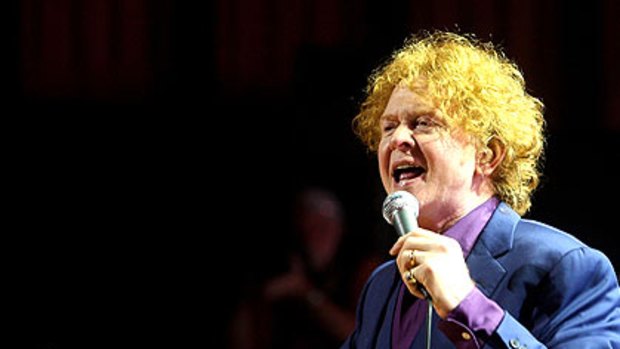 Simply Red have called it quits and will farewell fans with a concert in Perth this October.